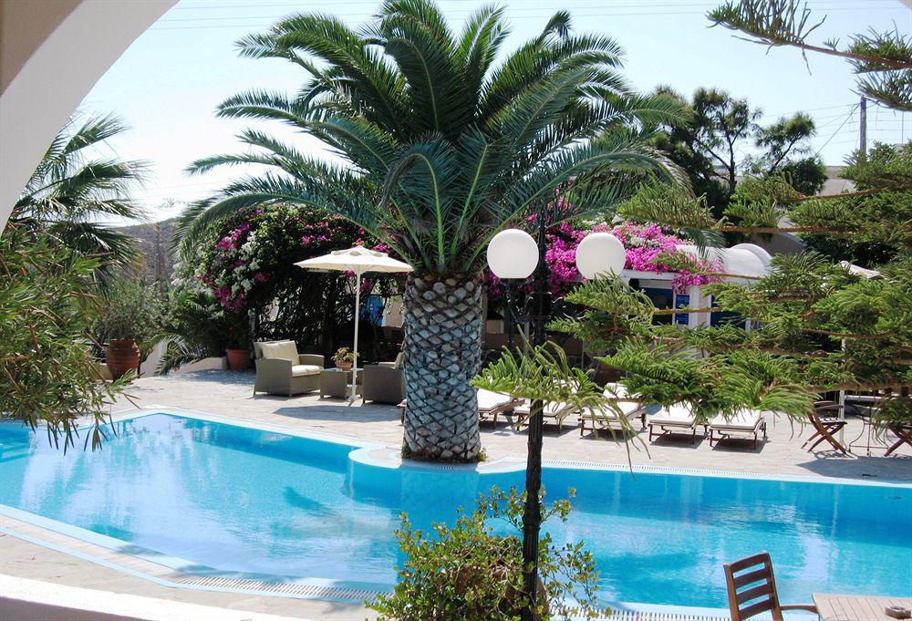 Paradise Resort Akrotírion Exteriör bild